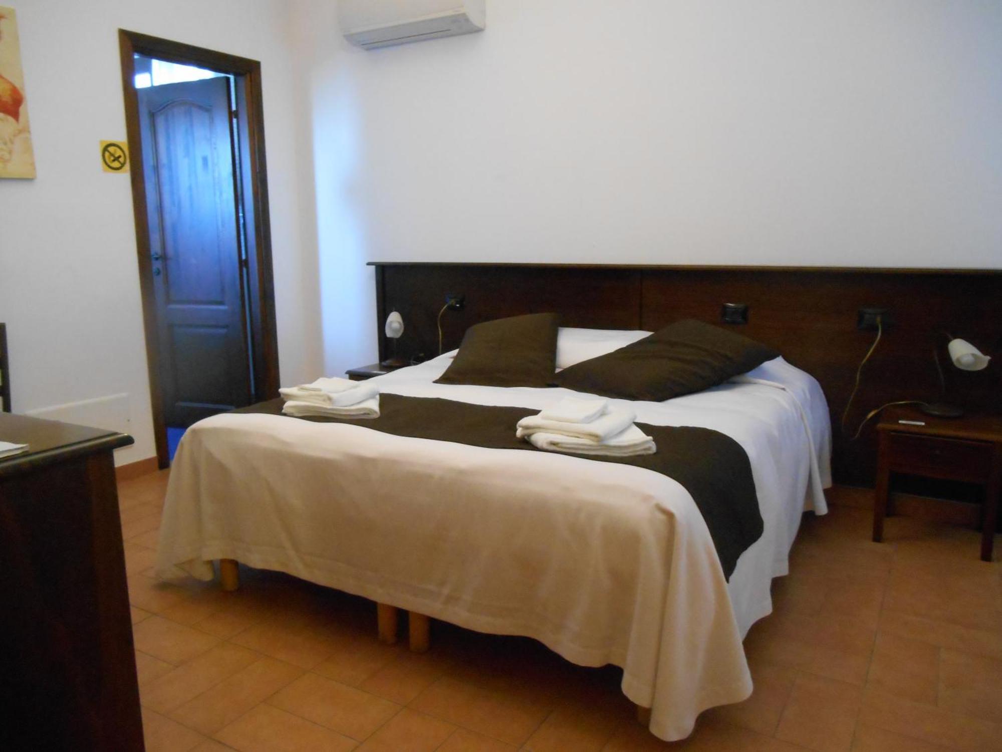 Bed & Breakfast Giardini Di Marzo Lecce Exterior foto