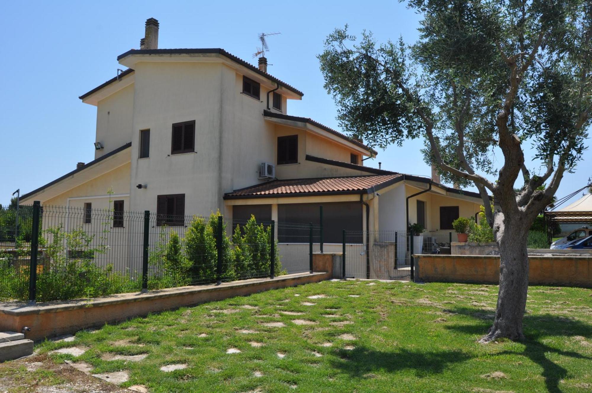 Bed & Breakfast Giardini Di Marzo Lecce Exterior foto