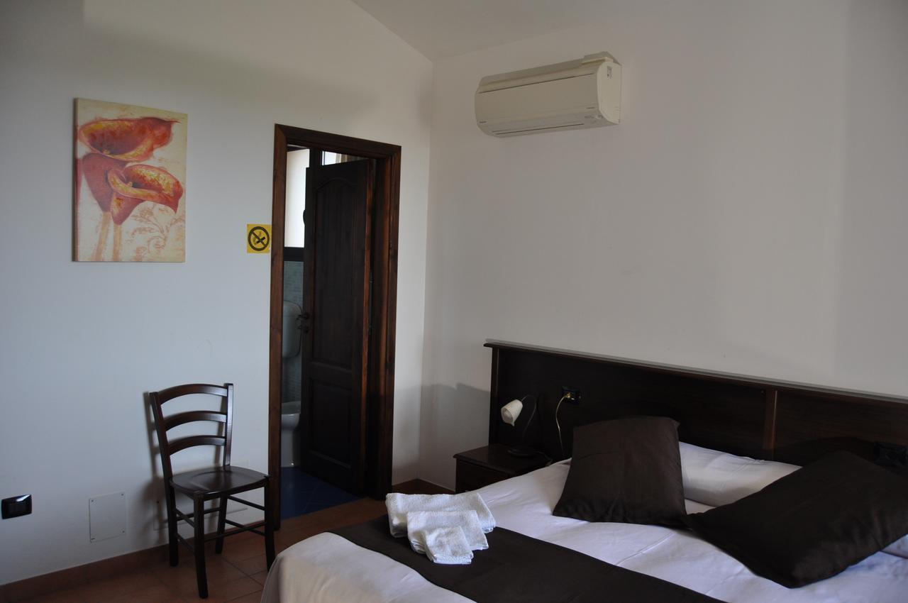 Bed & Breakfast Giardini Di Marzo Lecce Exterior foto
